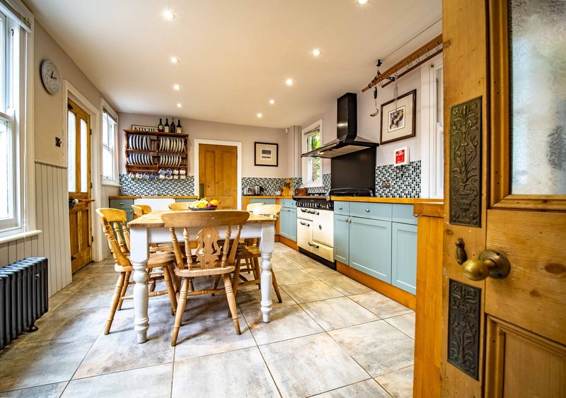 Ingledene - Big Family Heritage House, 5 beds, 2bths