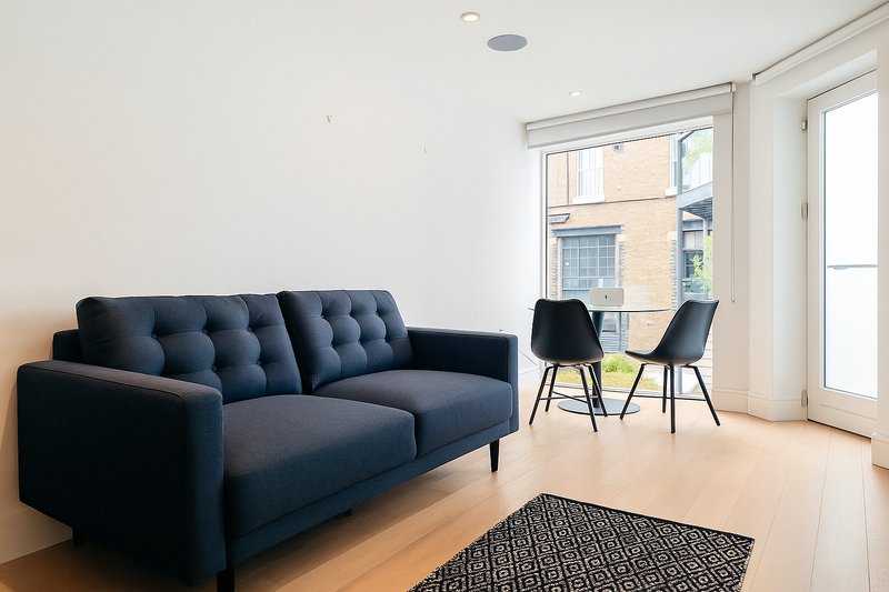 Farringdon Deluxe