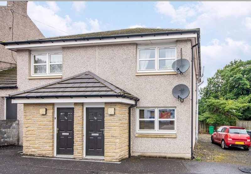 Fife (30 Minutes to Edinburgh) 7 Beds and Parking