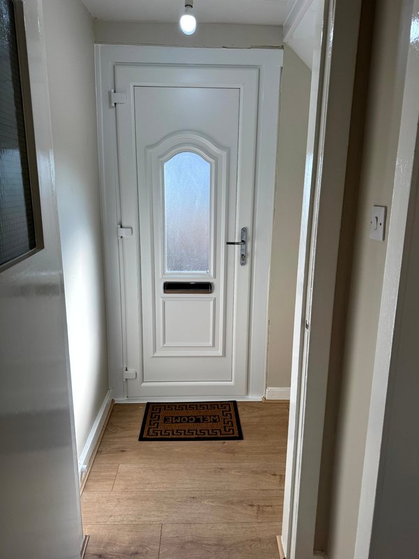 2-Bedroom Apartment | Sleeps 4 | Private Parking