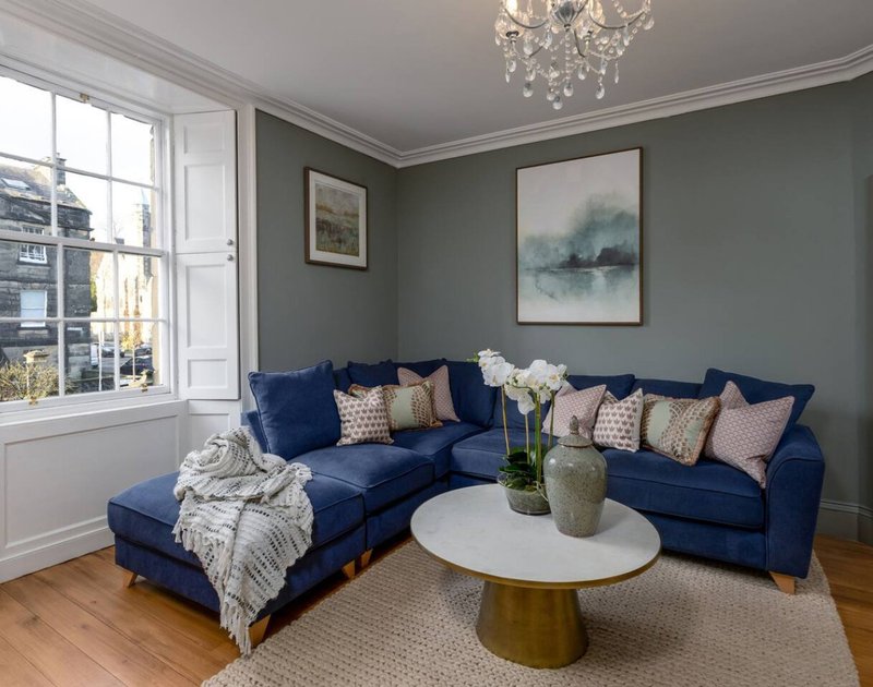 The Stirling Garden Townhouse - Private Courtyard