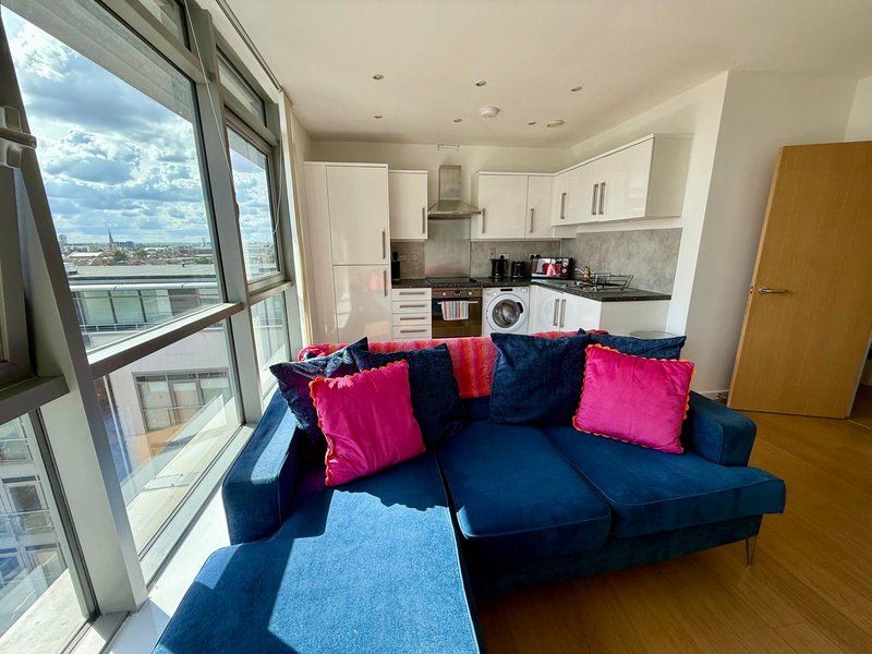 Stylish Heron Apartment