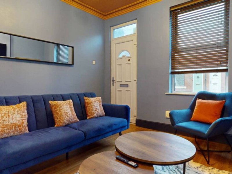 Unique 3 Bed | Near Meadowhall & M1