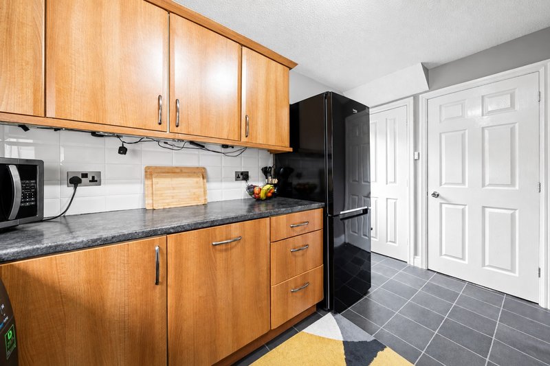 4BD 2BA+ additional 2WC | WiFi | Driveway | 7 Beds | Bolton