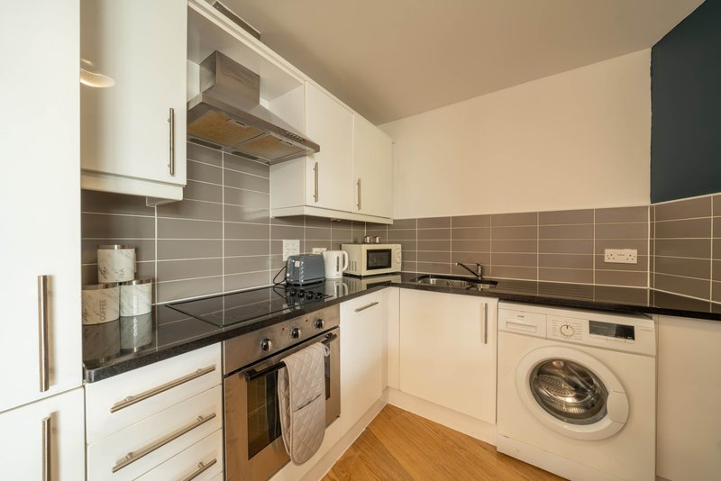 Central Apt | Garden View | Free Private Parking