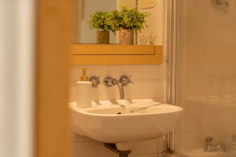 Central Apt | Garden View | Free Private Parking