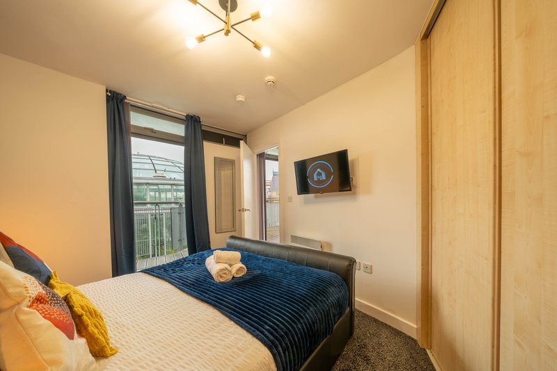 Central Apt | Garden View | Free Private Parking
