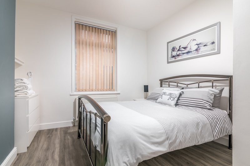 Ground floor 1 x bed apartment close to Hull University