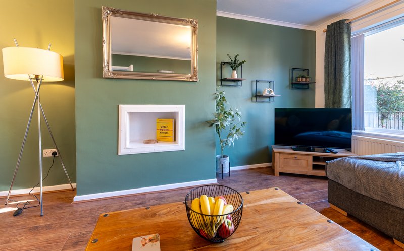 Headingley Lodge with off street parking, perfect for contractor stays