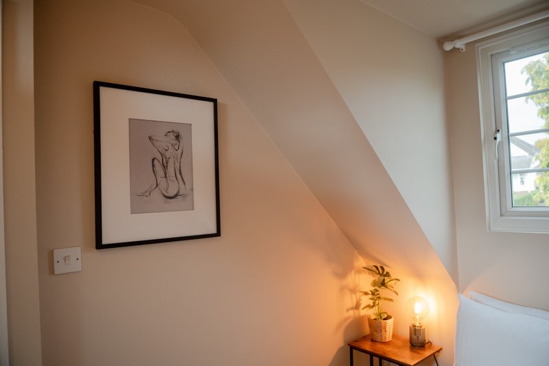 Cosy 2 bedroom house with parking near to Oxford