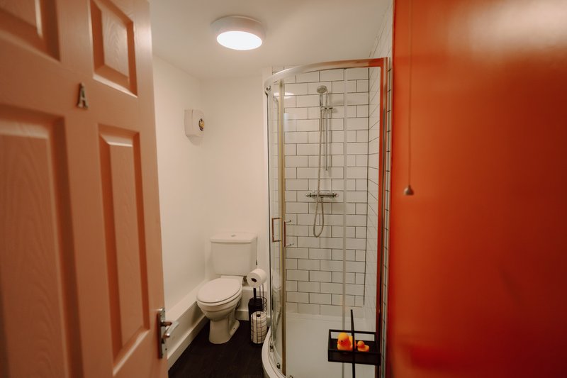 Perfect for contractors-Close to City Centre-Onsite Gym