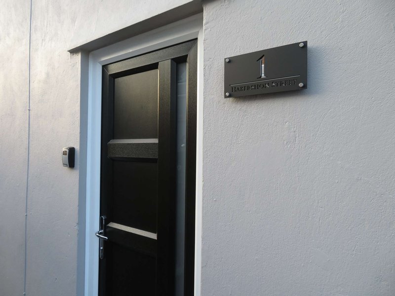 La Casa de Class | 4 Bed Cardiff Home