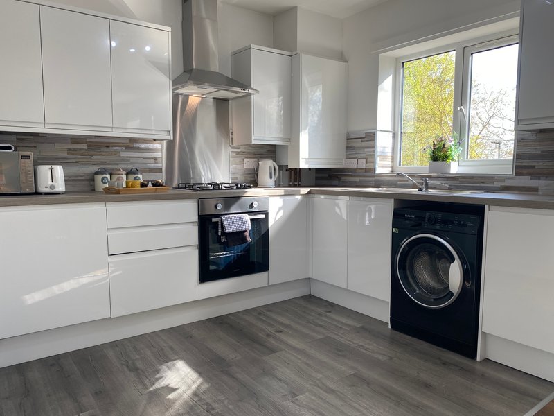 Green View, 2 Bed Serviced Apartment, Oxney Road Peterborough