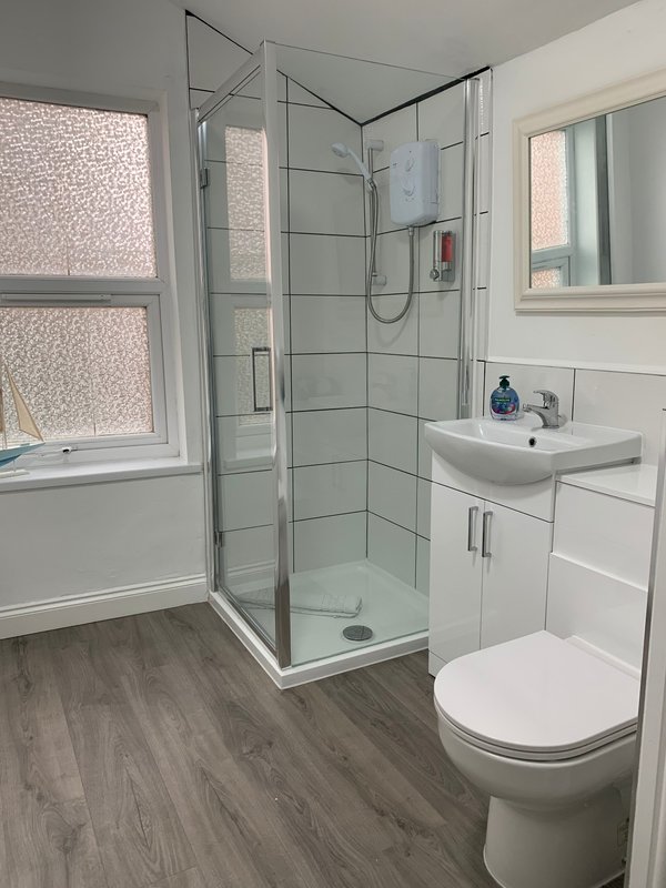 1 bed first floor apartment near Hull University