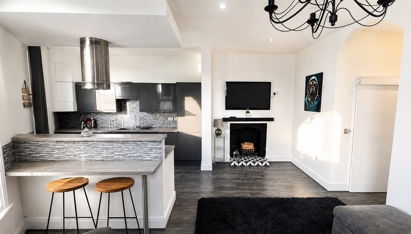 Contractor, family friendly, Free Parking, Wi-Fi, Widnes, 2 Bedroom