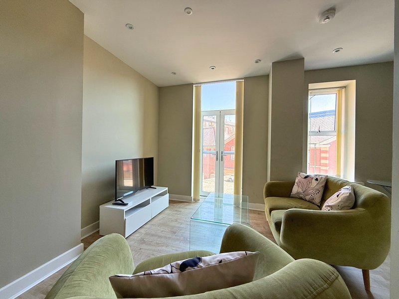 Elegant 2 Bed City Centre Flat