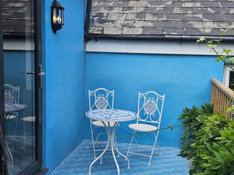 Cosy Apartment 10 minutes to Falmouth or Helston