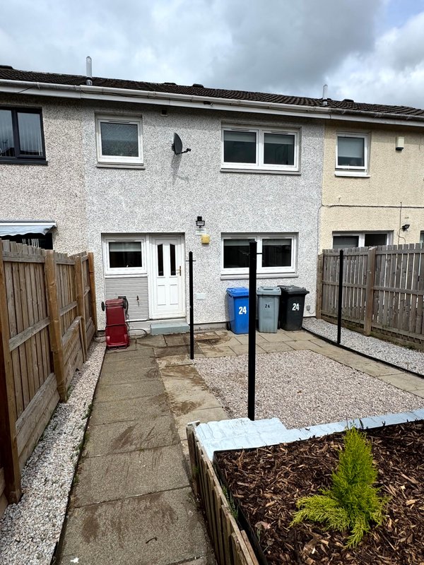 Modern Blantyre 2BR House with Free parking