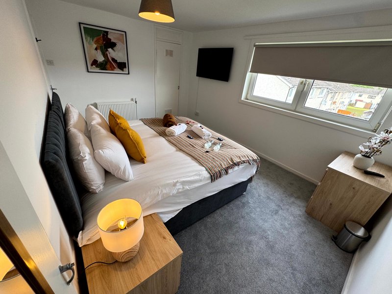 Modern Blantyre 2BR House with Free parking