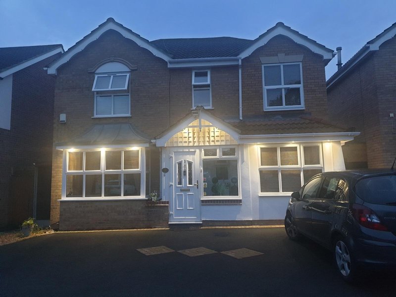 Cheshunt Guest Nest