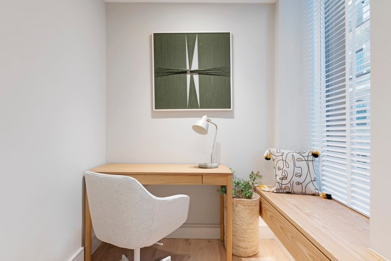 Camden- 2 Bed Apartment with Balcony- next to underground