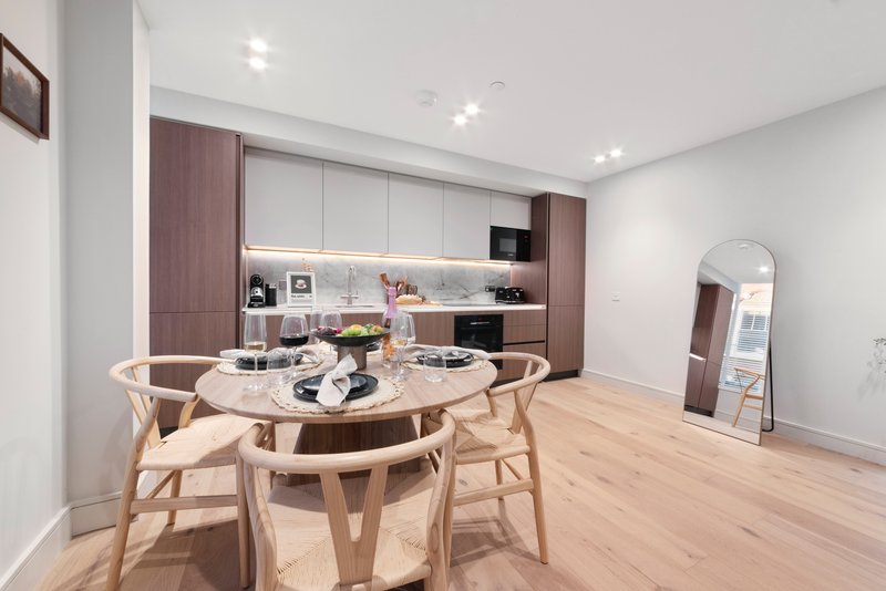 Camden- 2 Bed Apartment with Balcony- next to underground