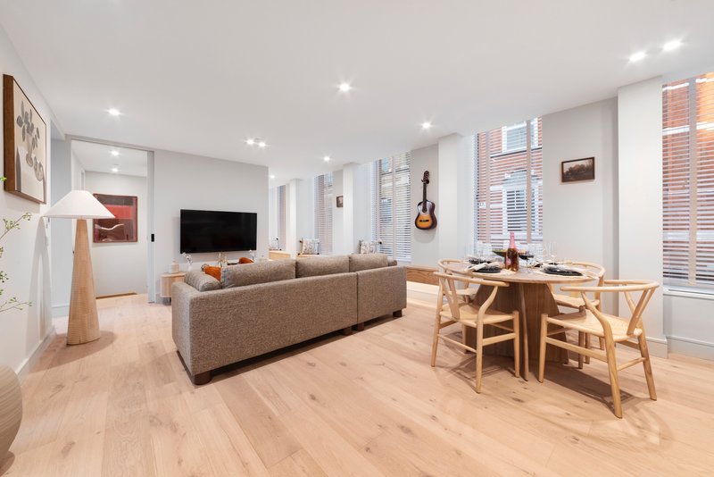 Camden- 2 Bed Apartment with Balcony- next to underground