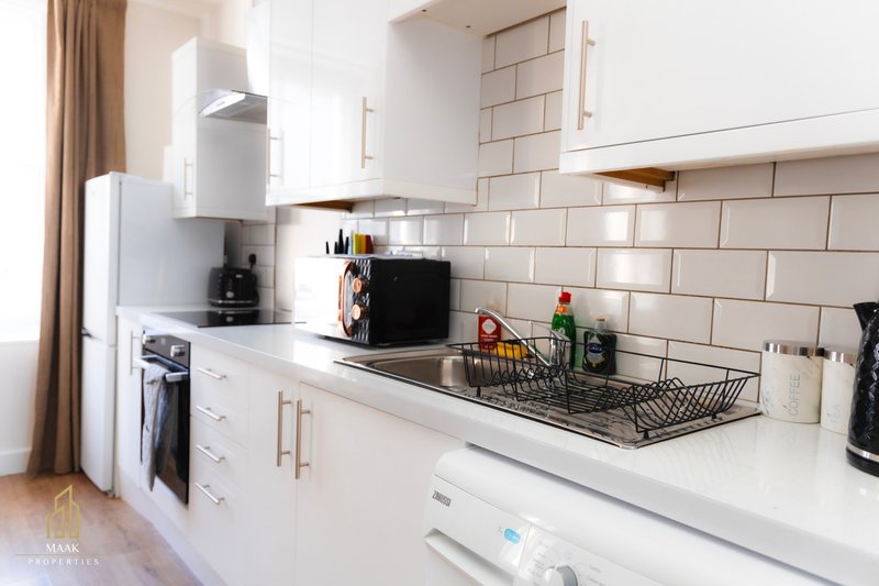 Comfy 2BR APT | Sleeps 5 | Minehead Central