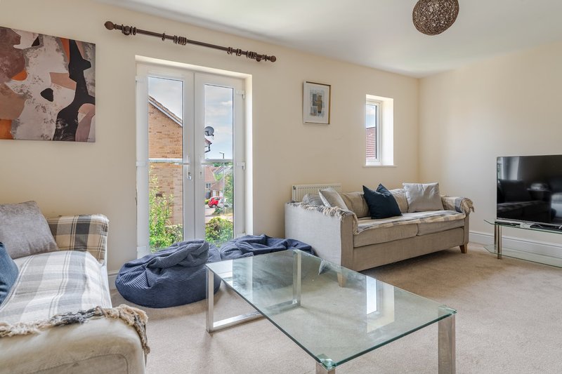 Delightful 5 Bed Contractor & Family Home, Bristol