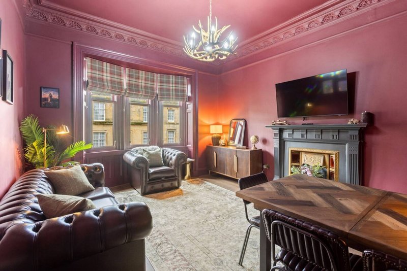 Stylish Scottish 3-Bed | Heart of Stirling