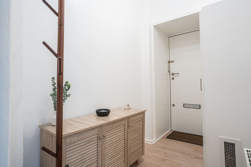 2-Bedroom Flat in Woolwich with Allocated Parking, near the Elizabeth Line