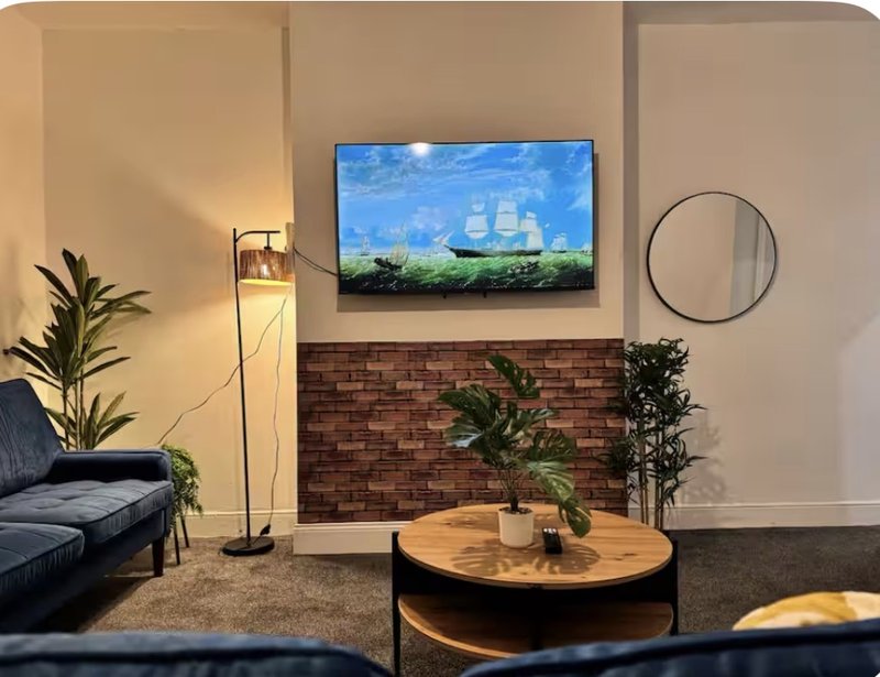 3 bed stay for contractors, families and groups