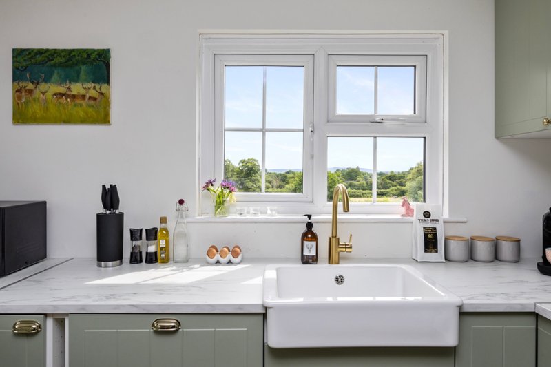 Luxury Rural Apartment near Horsham in West Sussex