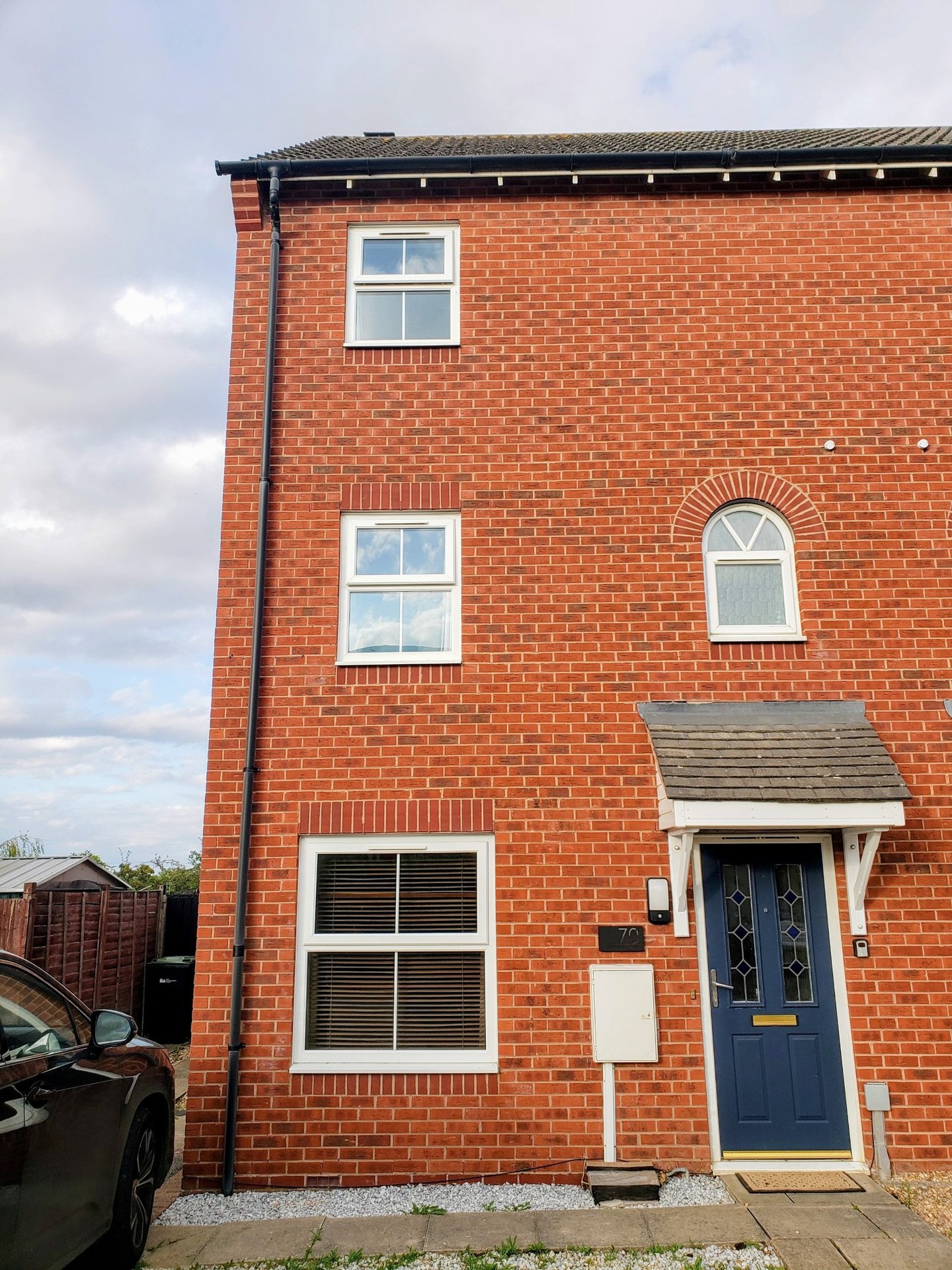 3 storey modern townhouse