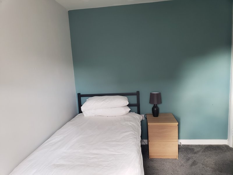 Single bedroom
