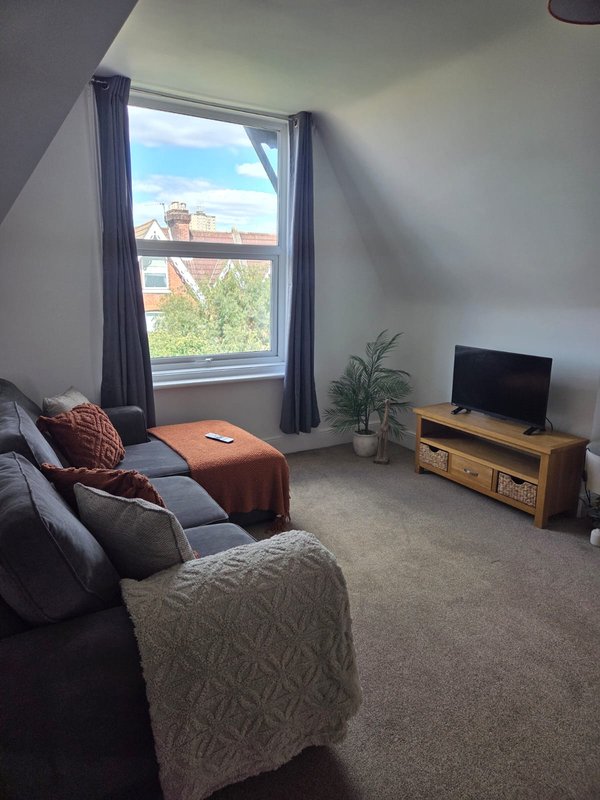 Flat in Southsea - Sleeps 3 - Good for Short Term