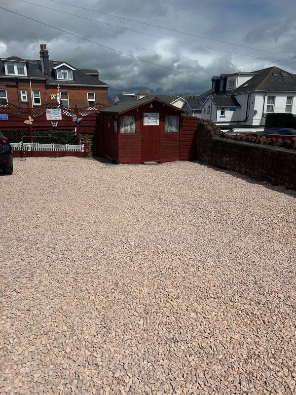 The Nest: 2-Bed, 2-Bath Flat with Parking near Paignton Beaches and Zoo