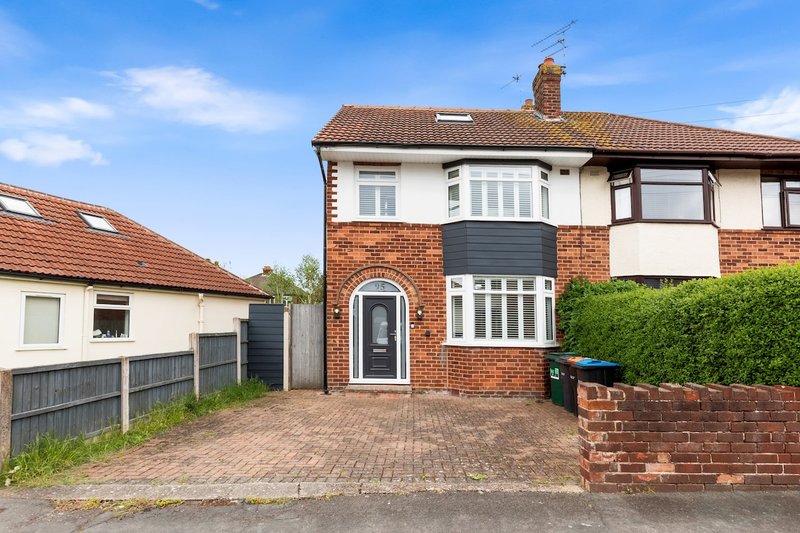 Chester/Large House/Contractors/Re-locators/4 Bed