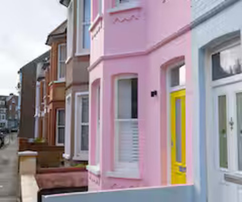 Rye House - Colourful 5-Bed w/Parking 5 min Beach & Restaurant