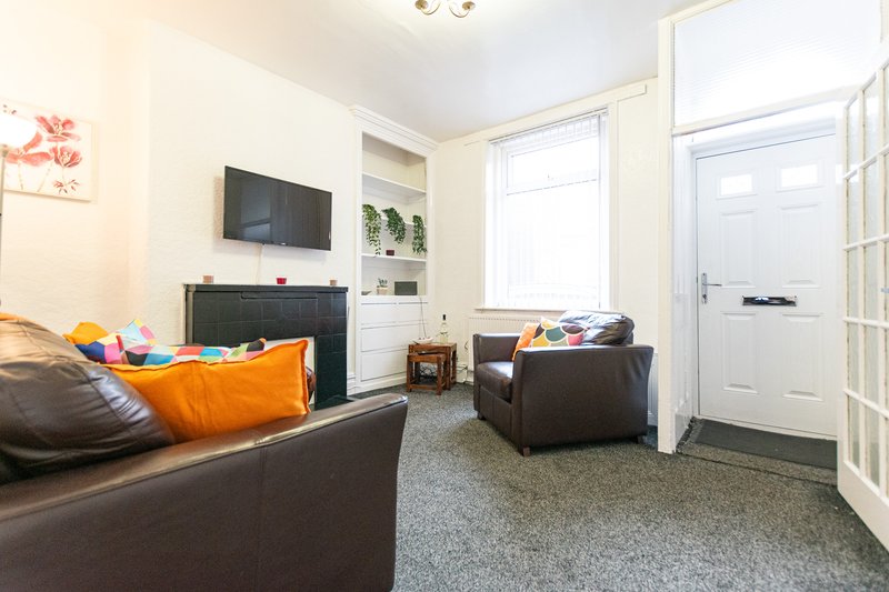 2 Bedroom House in Manchester