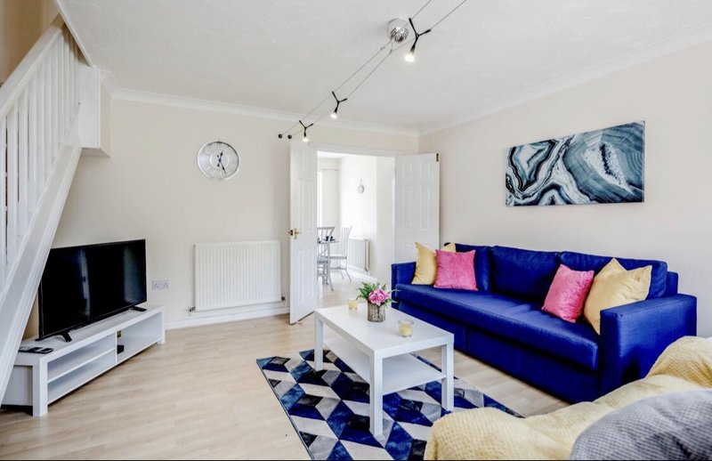 3 Bed 2 Bath Contractor House| Wifi | Free Parking