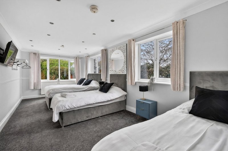 Bedroom 6