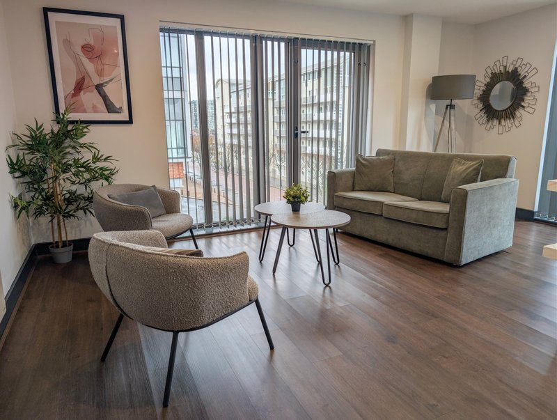 Dockside Aparthotel offers a central location in the heart of Kings Waterfront Liverpool.