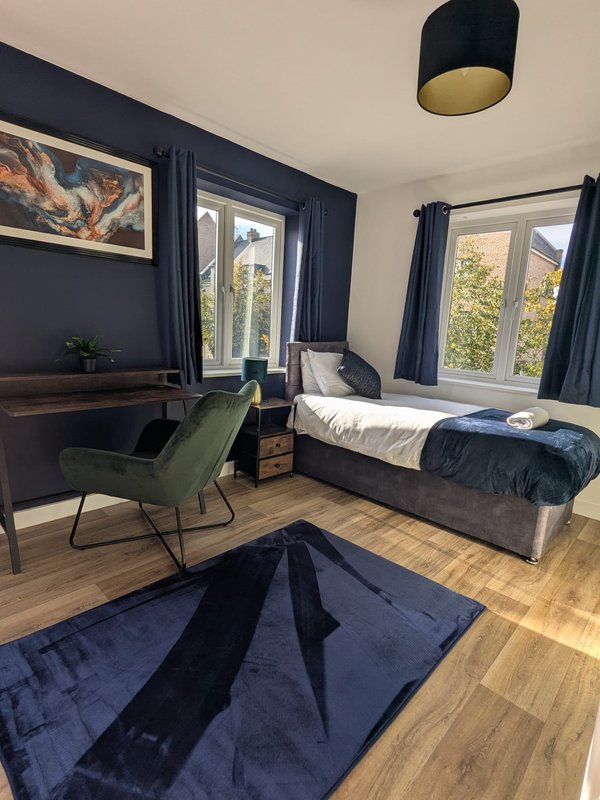 Cambridge Crew House- Sleeps 8, Private Parking