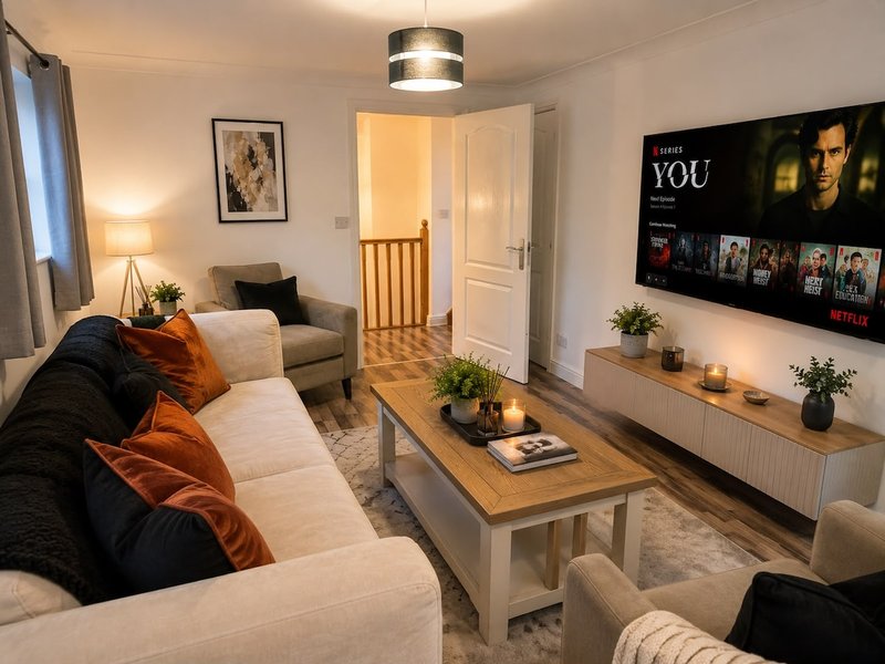 Modern 5-Bed House in Warrington | Free Parking, Westbrook, Near M6/M62