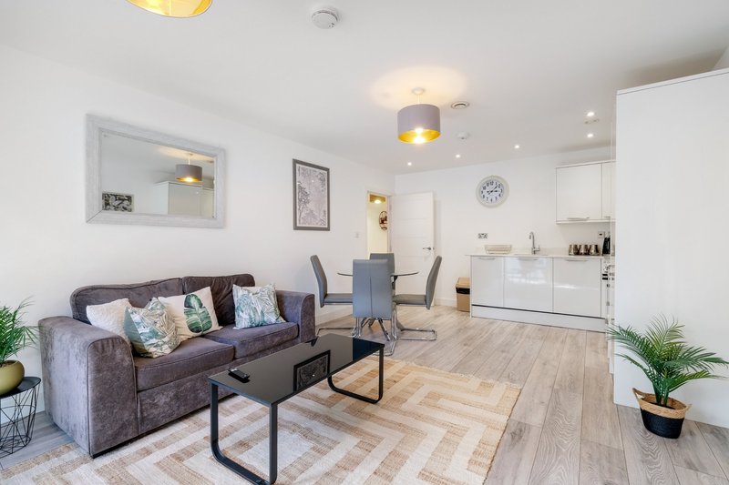 Bushey Garden Retreat | Near London & Harry Potter