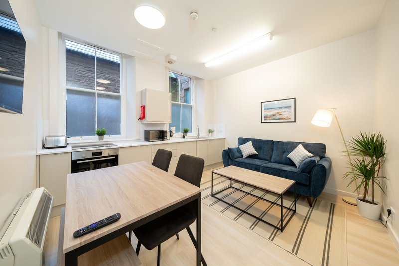 Benmore Apartments - Clova